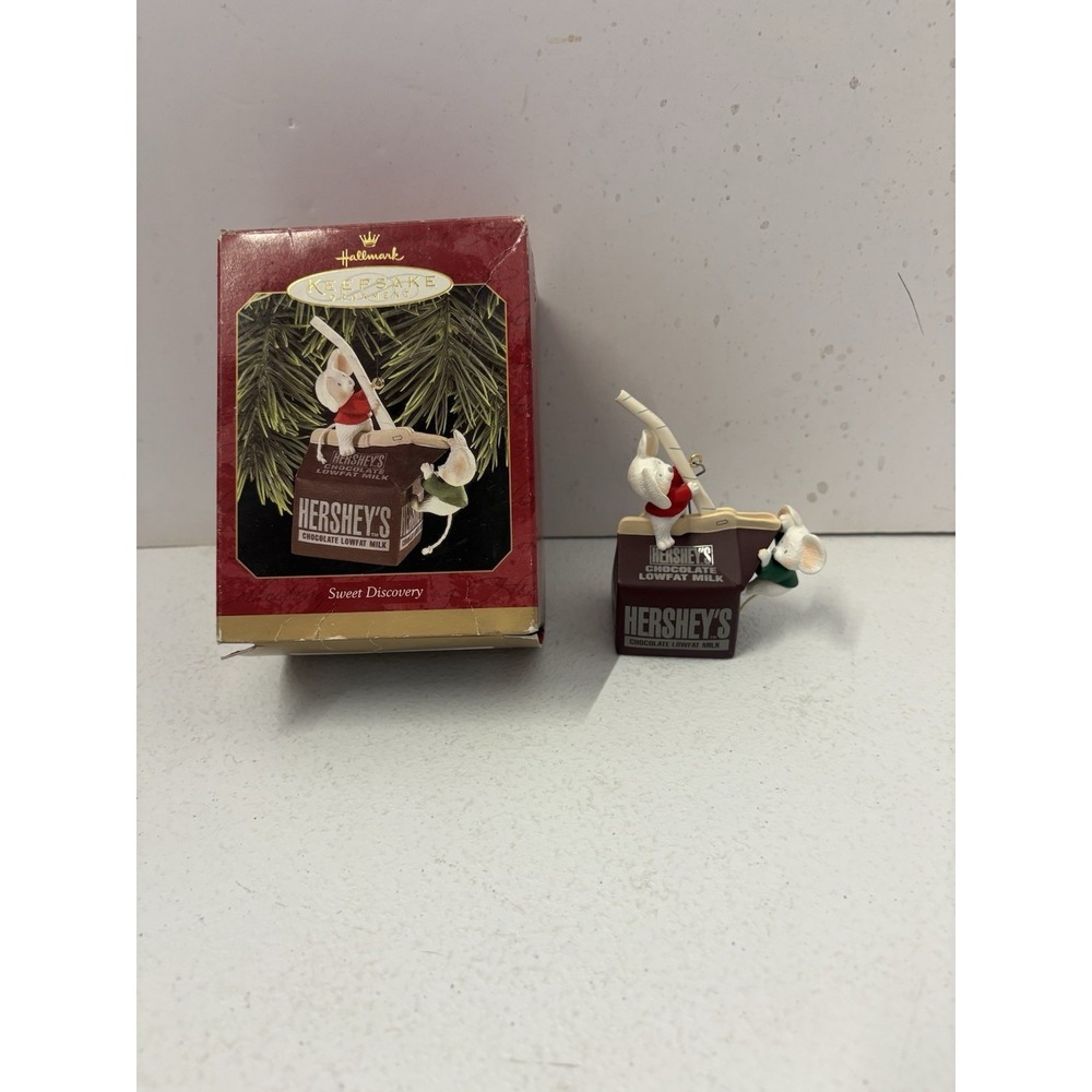 Mice‎ with Hersheys Chocolate Lowfat Milk SWEET DISCOVERY 1997 Hallmark Ornament